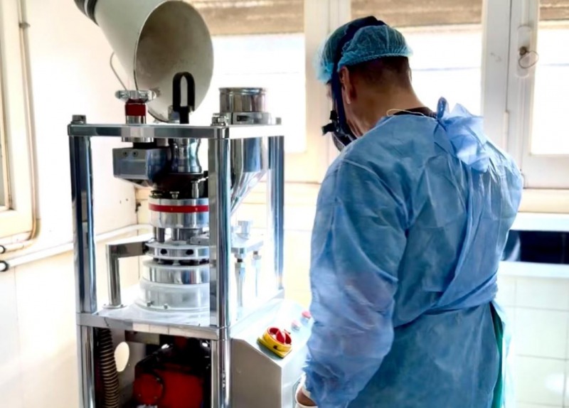 El Hospital volvi a producir medicamentos comprimidos